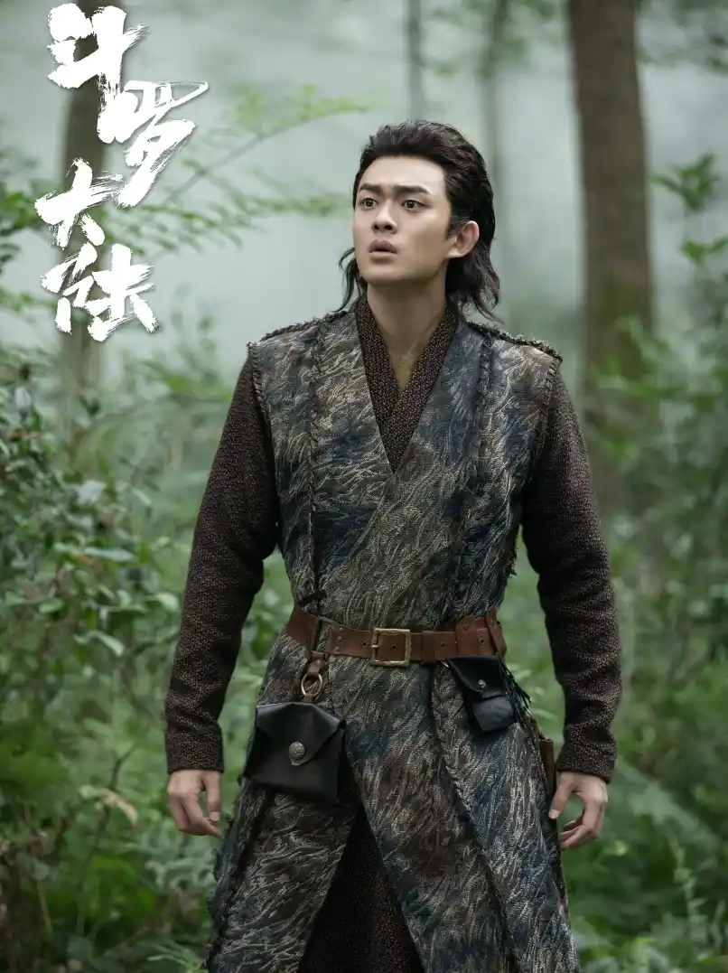 刘润南庆余年里面演什么角色，他摸虞书欣是什么时候