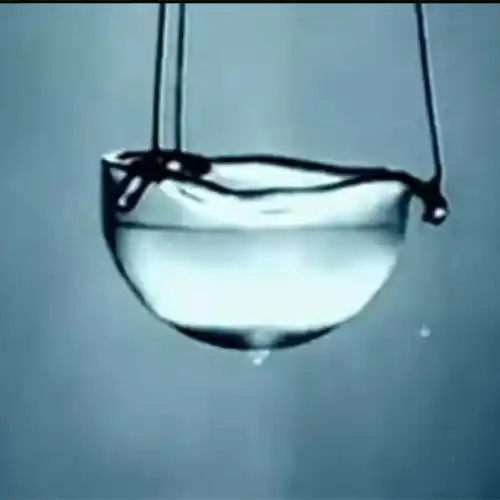 人类最早发现超流体是接近绝对零度的什么？