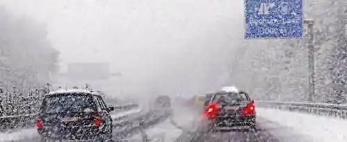 雪天行车安全注意事项有哪些？
