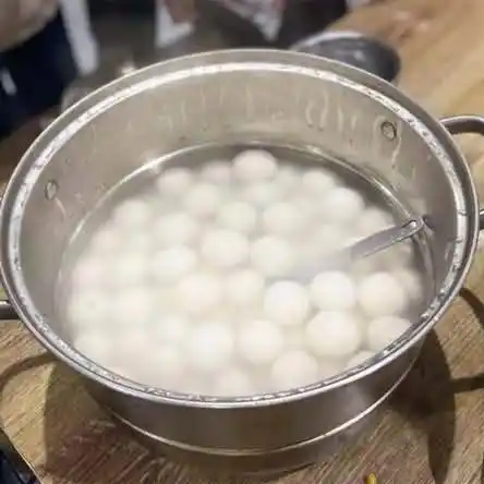 煮汤圆是冷水下锅还是开水下锅？