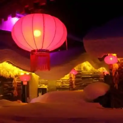 春节挂灯笼起源于哪个朝代？