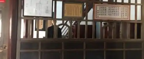 古代当铺柜台那么高是为了什么？